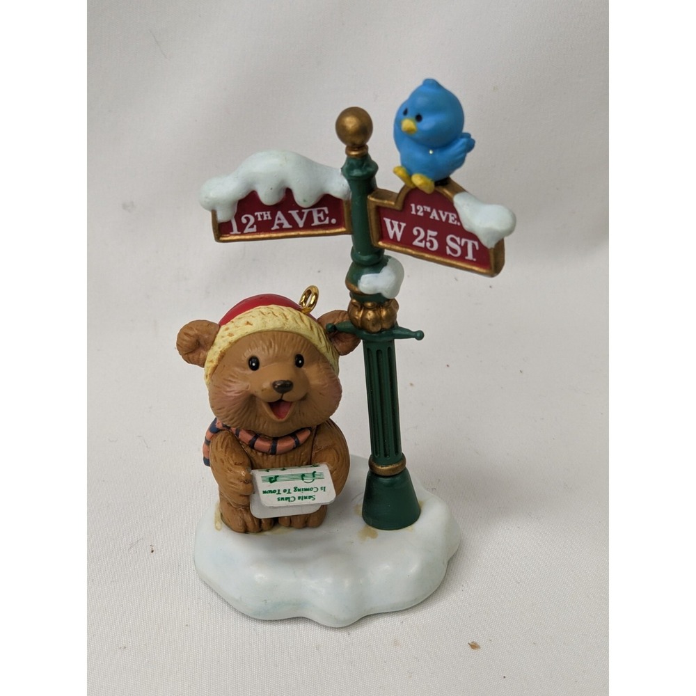Lustre Fame Bear Christmas Ornament Street Sign 1982 3.75 Inch‎
